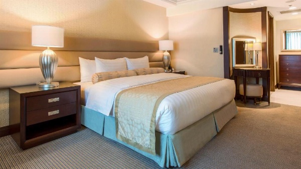 Crimson Hotel Filinvest City, Manila image 15